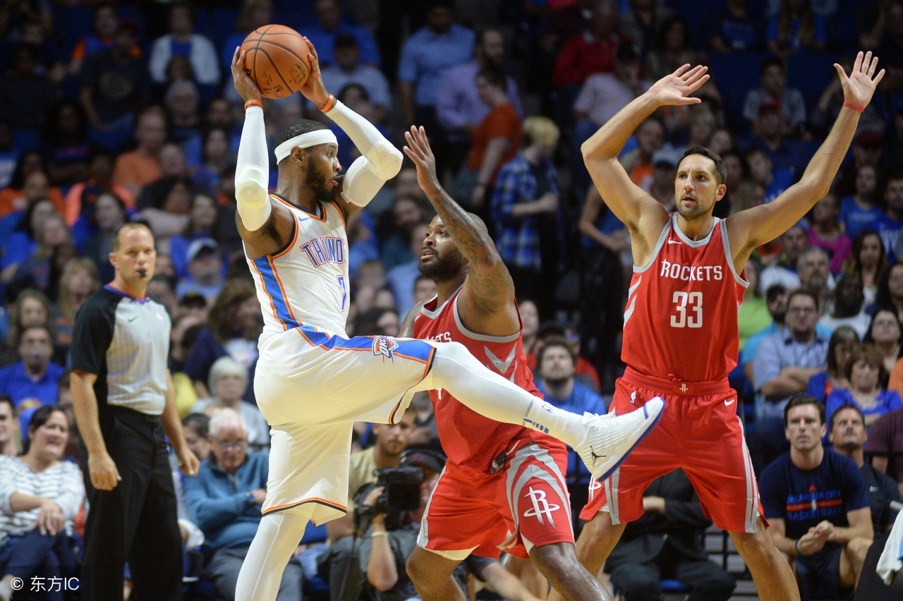 包含塞维利亚训练开放日；集结日调整名单引欢呼；NBA常规赛在即；临场指挥获称赞的词条